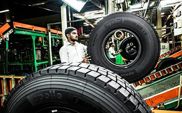rubber-grinding-scraping-dust